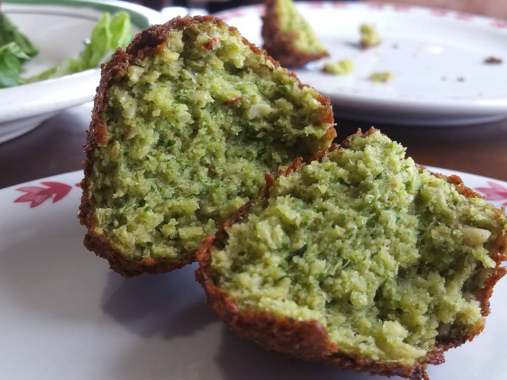 Casablanca | restaurant | 2333 Washtenaw Ave, Ypsilanti, MI 48197, USA | 7349617828 OR +1 734-961-7828