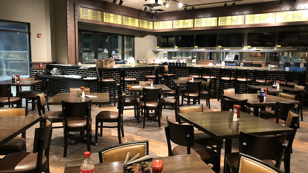 Bennigan’s Steubenville | restaurant | 185 Franciscan Square, Steubenville, OH 43952, USA | 7407928080 OR +1 740-792-8080