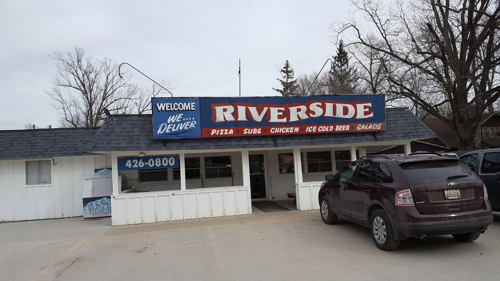 Riverside Pizza | restaurant | 9310 Mcgregor Rd, Pinckney, MI 48169, USA | 7344260800 OR +1 734-426-0800
