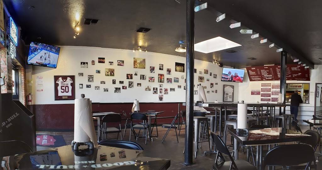 Good Bull BBQ | restaurant | 326 George Bush Dr, College Station, TX 77840, USA | 9797040186 OR +1 979-704-0186
