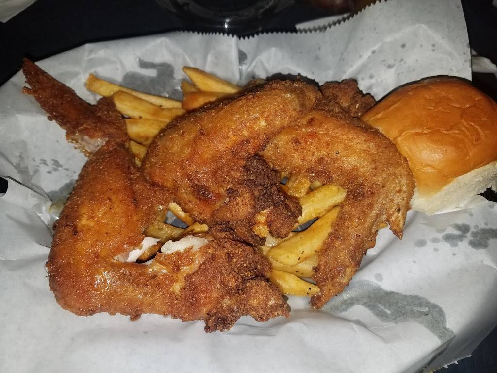 Elmers Up Town | restaurant | 3925 N Lincoln Blvd, Oklahoma City, OK 73105, USA | 4055255367 OR +1 405-525-5367