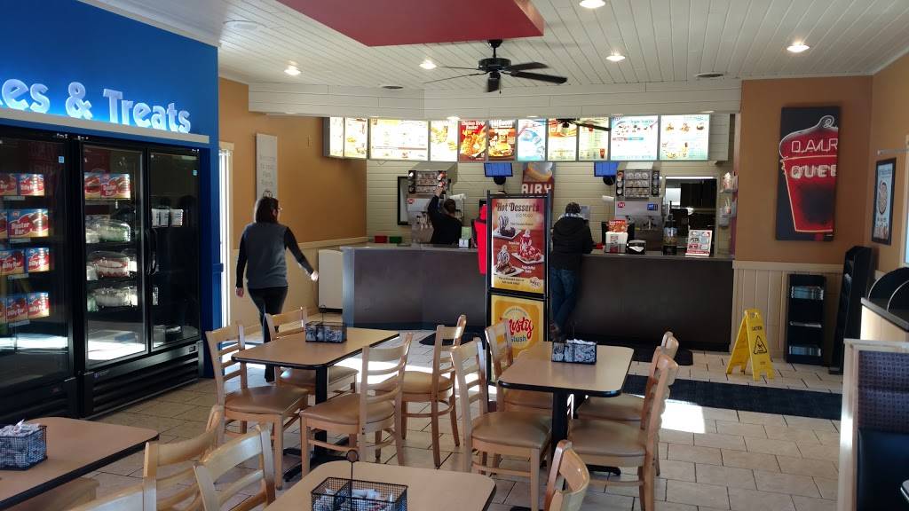 Dairy Queen Grill & Chill | restaurant | 809 1st St E, Park Rapids, MN 56470, USA | 2187325947 OR +1 218-732-5947