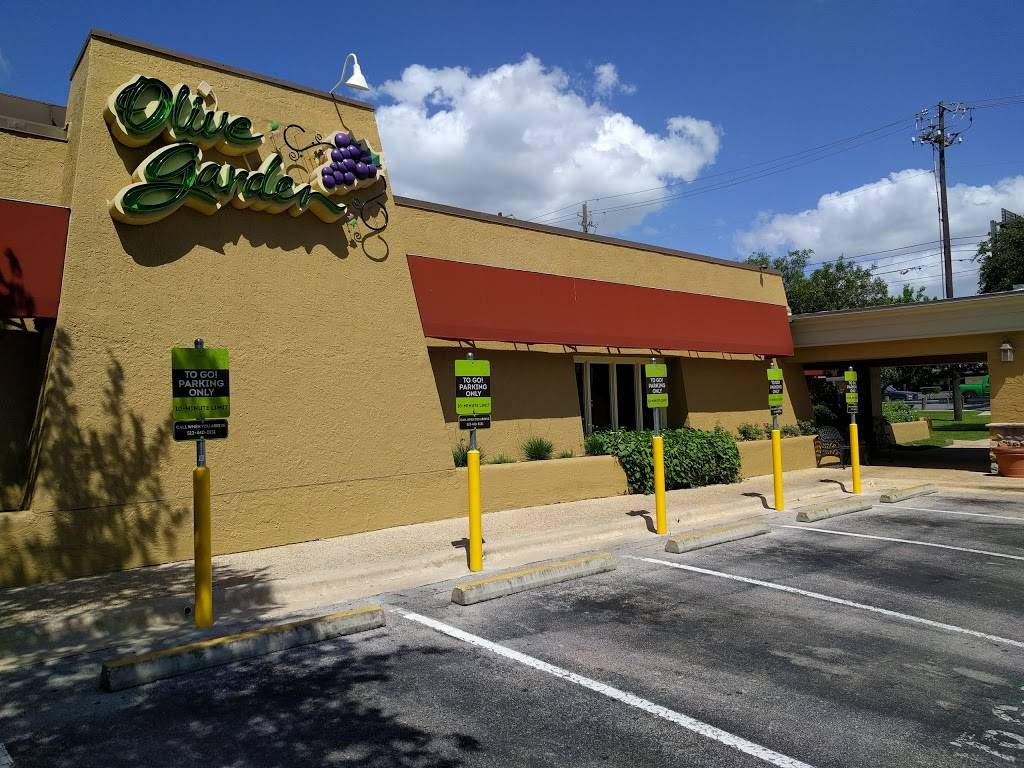 Olive Garden Italian Restaurant | meal takeaway | 3940 S Lamar Blvd, Austin, TX 78704, USA | 5124400131 OR +1 512-440-0131