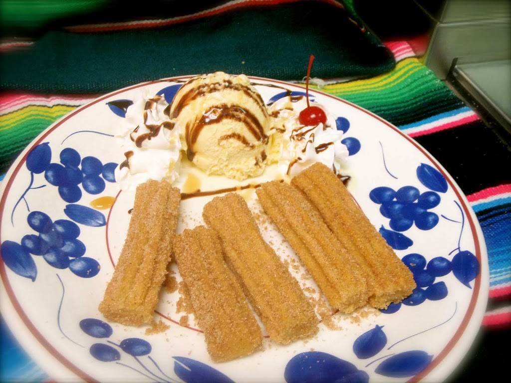 Rio Rico Mexican Grill | restaurant | 929 N Val Vista Dr, Gilbert, AZ 85234, USA | 4805394491 OR +1 480-539-4491