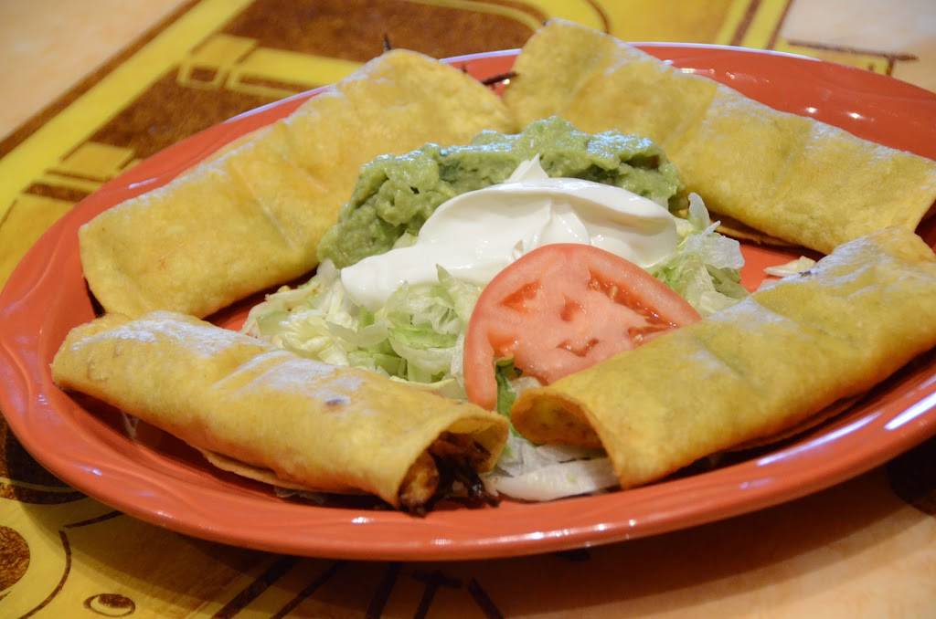 Los Agaves Mexican Grill | restaurant | 2208 N Dodge St, Iowa City, IA 52245, USA | 3195192765 OR +1 319-519-2765