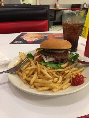 Steak n Shake | restaurant | 3835 Race Rd, Cincinnati, OH 45211, USA | 5132142167 OR +1 513-214-2167