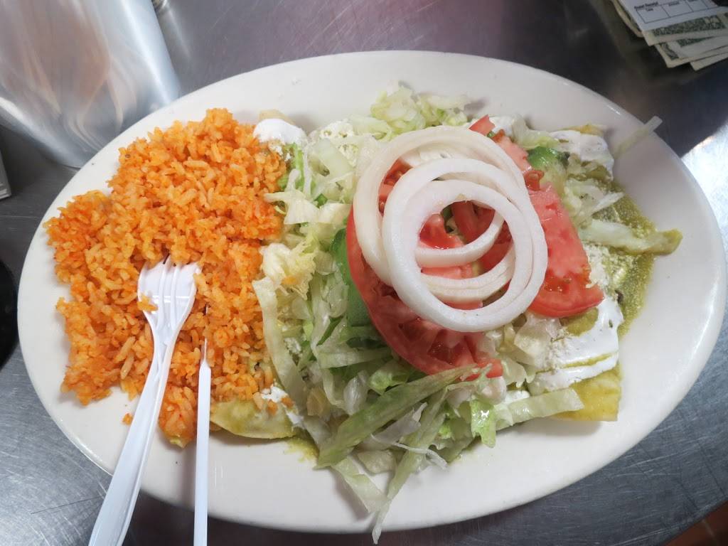 El Rinconcito Tepeyac | restaurant | 381 E 138th St, Bronx, NY 10454, USA | 7184018314 OR +1 718-401-8314