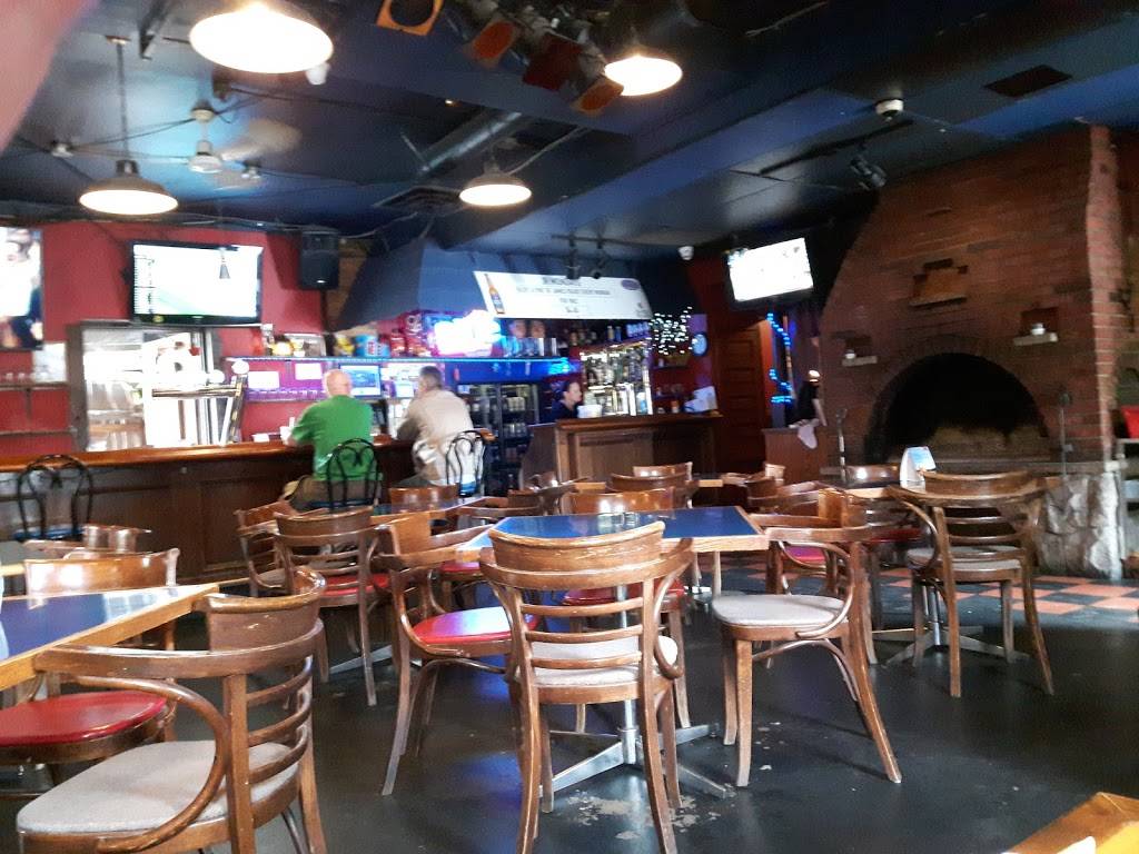 Buddys | restaurant | 1360 King St E, Hamilton, ON L8M 1H5, Canada | 9055451456 OR +1 905-545-1456