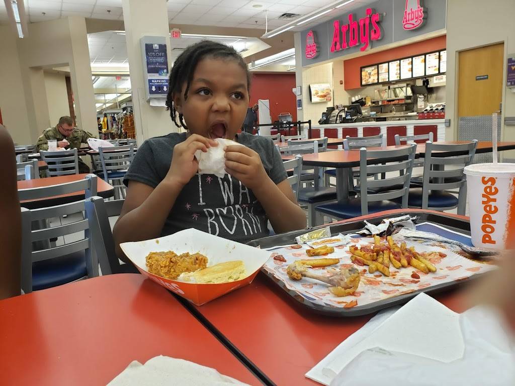 popeyes louisiana kitchen | restaurant | Exchange Food Court, Fort Eustis, VA 23604, USA | 7578872748 OR +1 757-887-2748