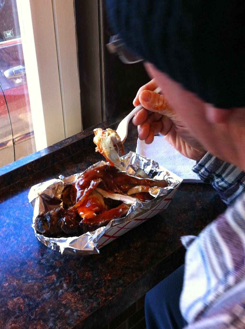 Pit Stop Barbecue | restaurant | 888 Morton St A, Mattapan, MA 02126, USA | 6174360485 OR +1 617-436-0485