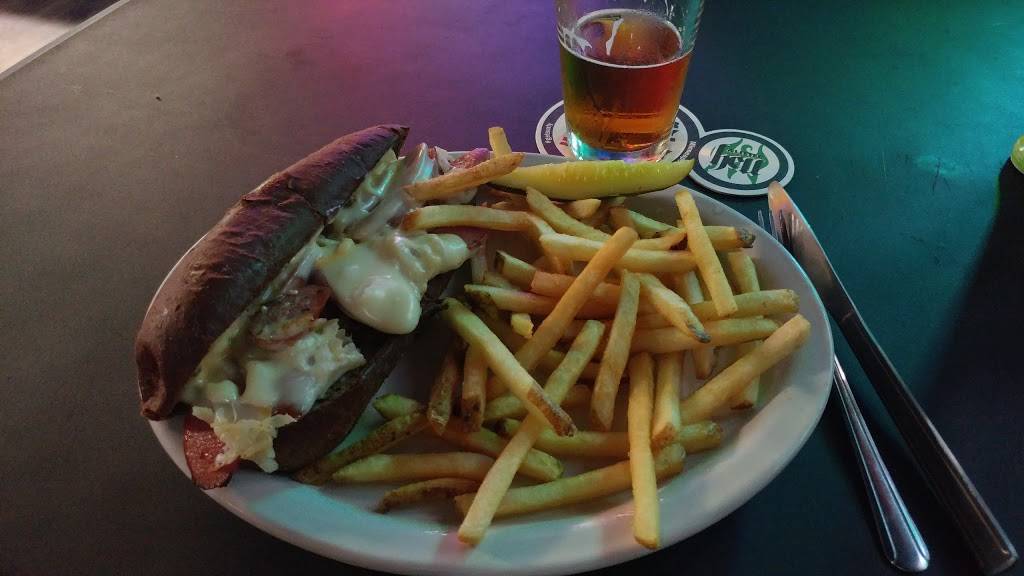 Cardinal Restaurant and Bar | restaurant | 2920 E 38th St, Minneapolis, MN 55406, USA | 6127245837 OR +1 612-724-5837