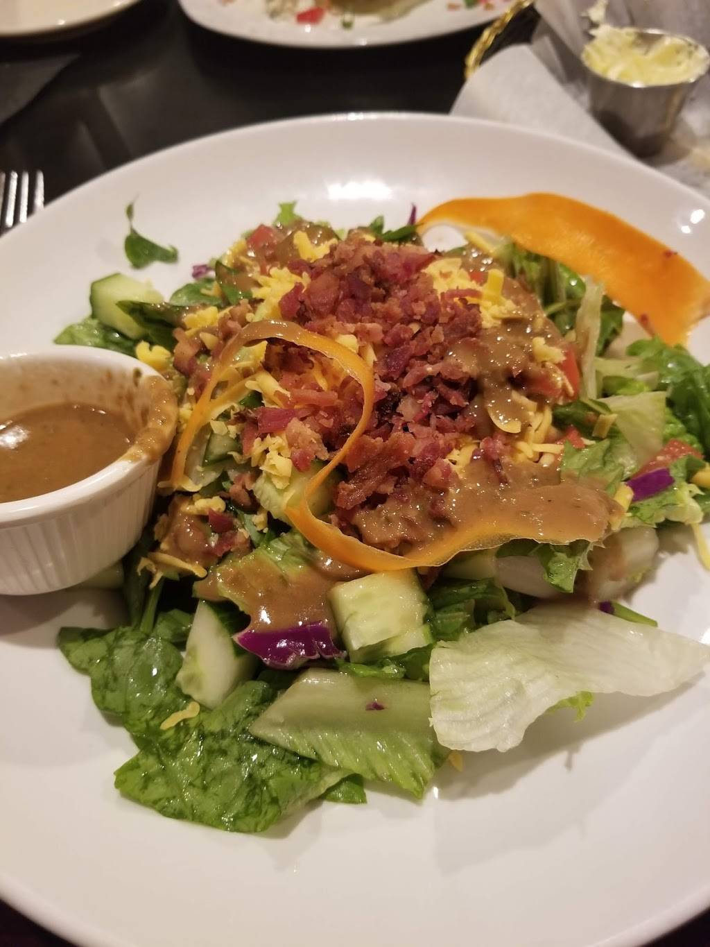 Carlyle Grill | restaurant | 3660 Jackson Rd, Ann Arbor, MI 48103, USA | 7342139800 OR +1 734-213-9800