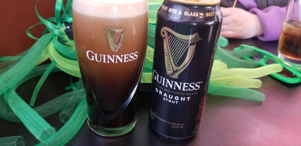 The Landing Bar &Grill | restaurant | Ft Howard Ave, De Pere, WI 54115, USA | 9209836950 OR +1 920-983-6950