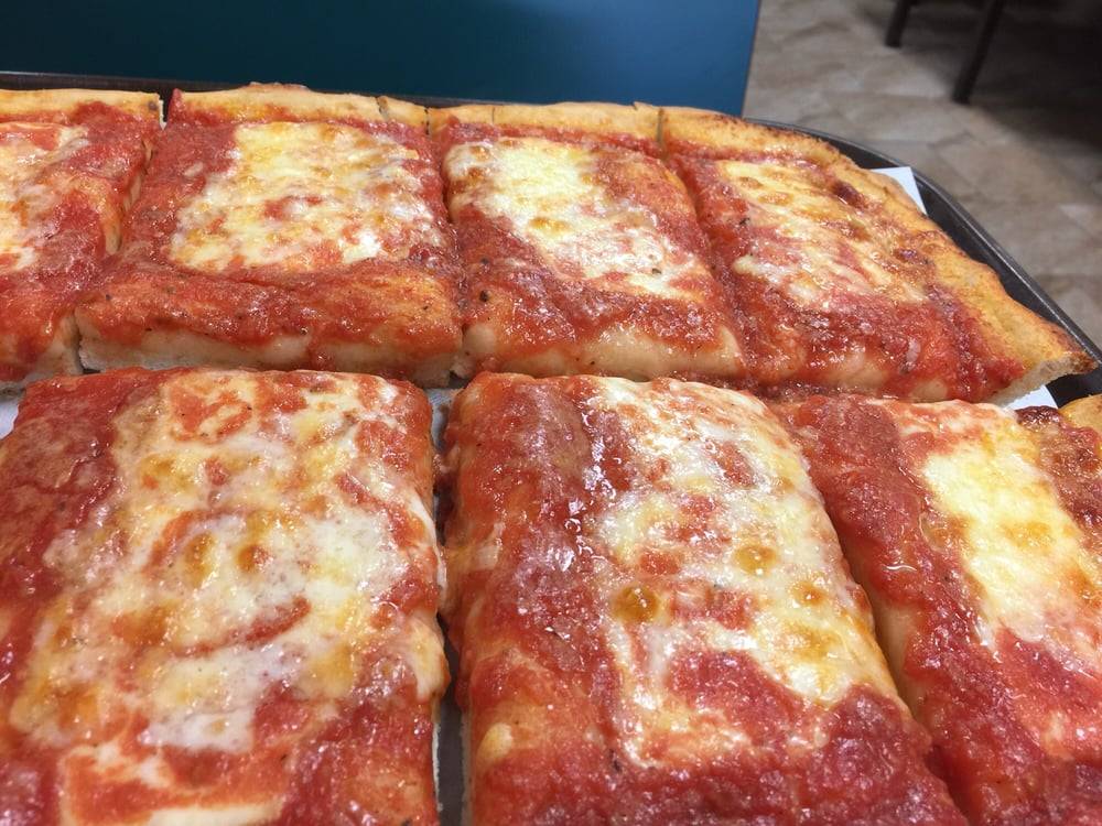 Pizza Supreme | restaurant | 678 Stewart Ave, Garden City, NY 11530, USA | 5162284300 OR +1 516-228-4300