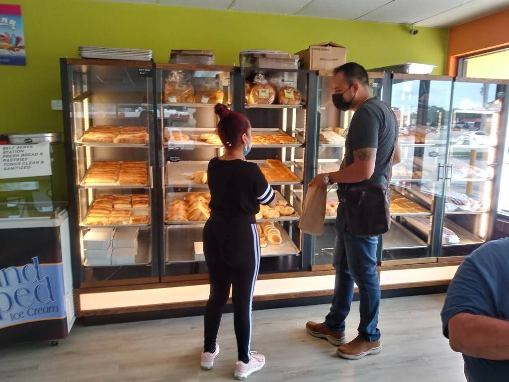 Mega Tropical | restaurant | 2725 S Beneva Rd, Sarasota, FL 34232, USA | 9412714444 OR +1 941-271-4444