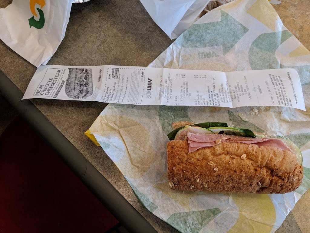 Subway | restaurant | 723 US-19, Crystal River, FL 34429, USA | 3527952416 OR +1 352-795-2416