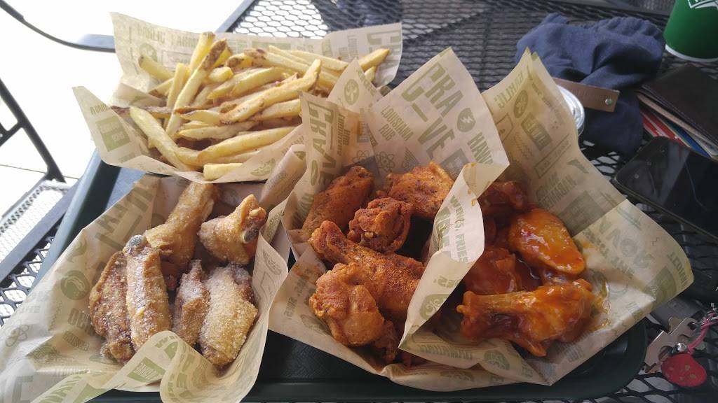Wingstop | meal delivery | 2821 El Camino Real, Santa Clara, CA 95051, USA | 4085579464 OR +1 408-557-9464