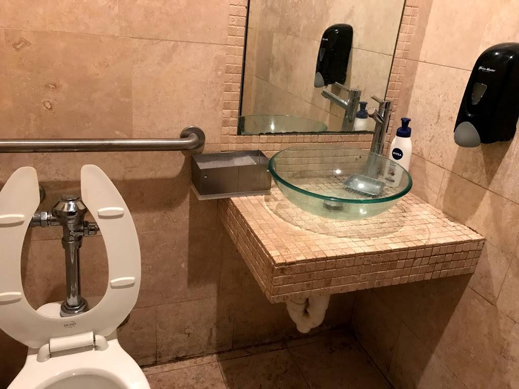 The Burger Palace | restaurant | 2800 Sage Rd #1100, Houston, TX 77056, USA | 7138779700 OR +1 713-877-9700