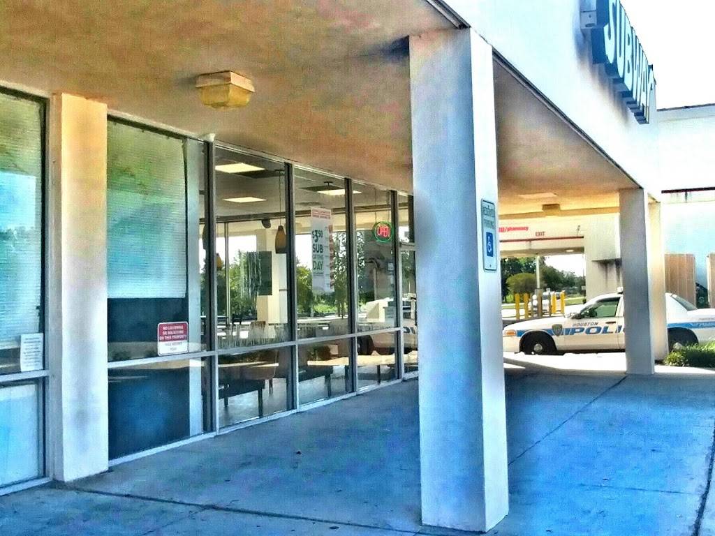 Subway Restaurants | restaurant | 6113 Telephone Rd, Houston, TX 77087, USA | 7136448867 OR +1 713-644-8867