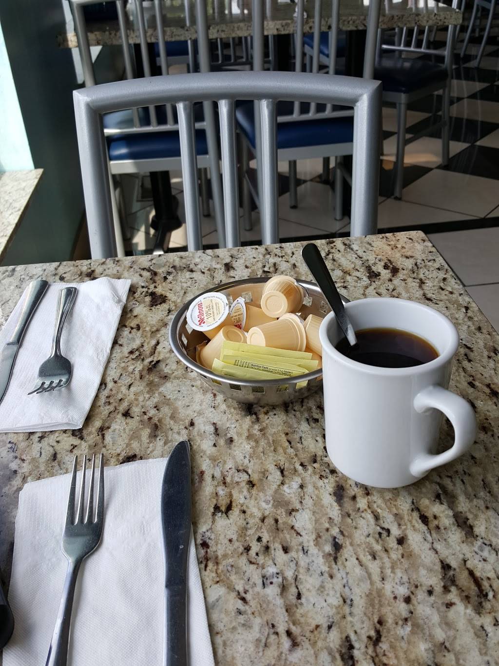 Halibut House Fish & Chips | restaurant | 1070 Simcoe St N, Oshawa, ON L1G 4W4, Canada | 9057431070 OR +1 905-743-1070