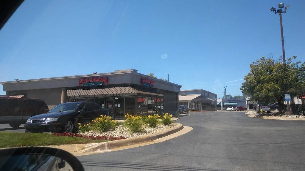 Penn Station East Coast Subs | meal takeaway | 6778 S Westnedge Ave, Portage, MI 49002, USA | 2693664583 OR +1 269-366-4583