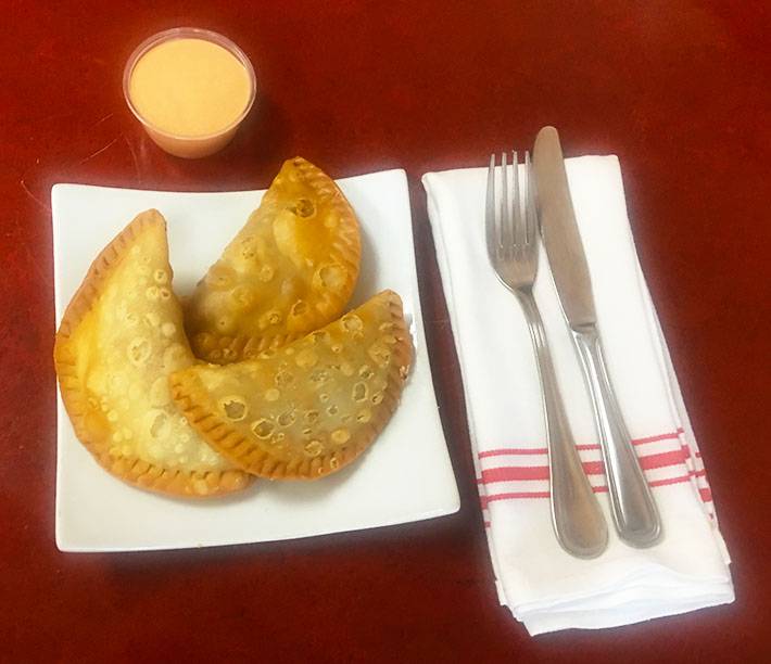 Las Palmas Restaurant | restaurant | 4337 Washington St, Roslindale, MA 02131, USA | 6173233339 OR +1 617-323-3339