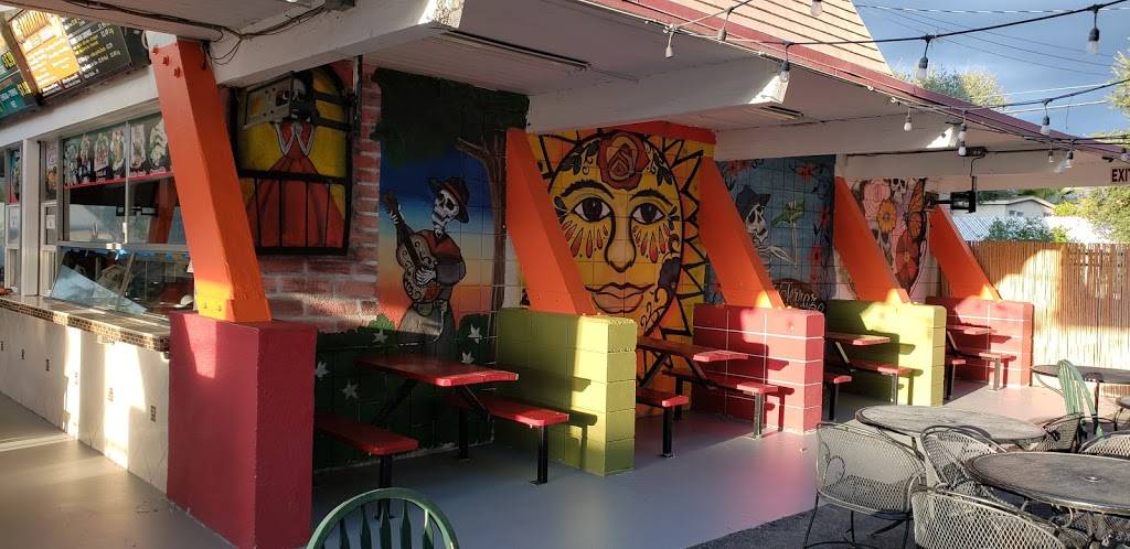 Taco Salsa | restaurant | 1596 Orange St, Redlands, CA 92374, USA | 9097987958 OR +1 909-798-7958