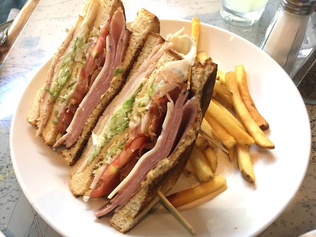 Jimmy Buffetts Margaritaville | restaurant | 1111 N Ocean Dr, Hollywood, FL 33019, USA | 9548744471 OR +1 954-874-4471