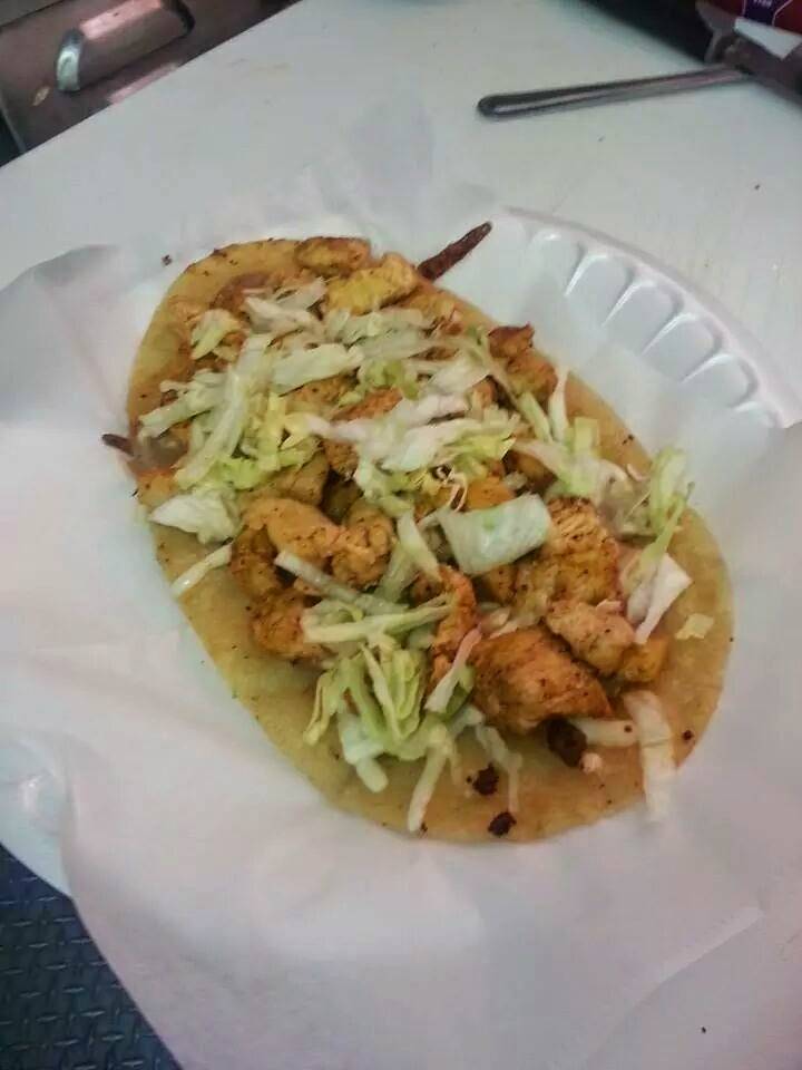 Tacos Y Tortas El Pastorsito DF | restaurant | 8000 N Stadium Dr, Houston, TX 77054, USA | 7132917654 OR +1 713-291-7654