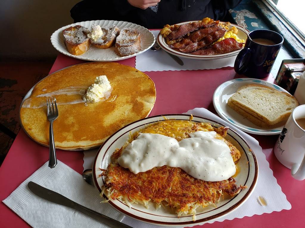 Casagrandes Delicatessen | meal takeaway | 1910 Country Club Blvd, Stockton, CA 95204, USA | 2094641492 OR +1 209-464-1492