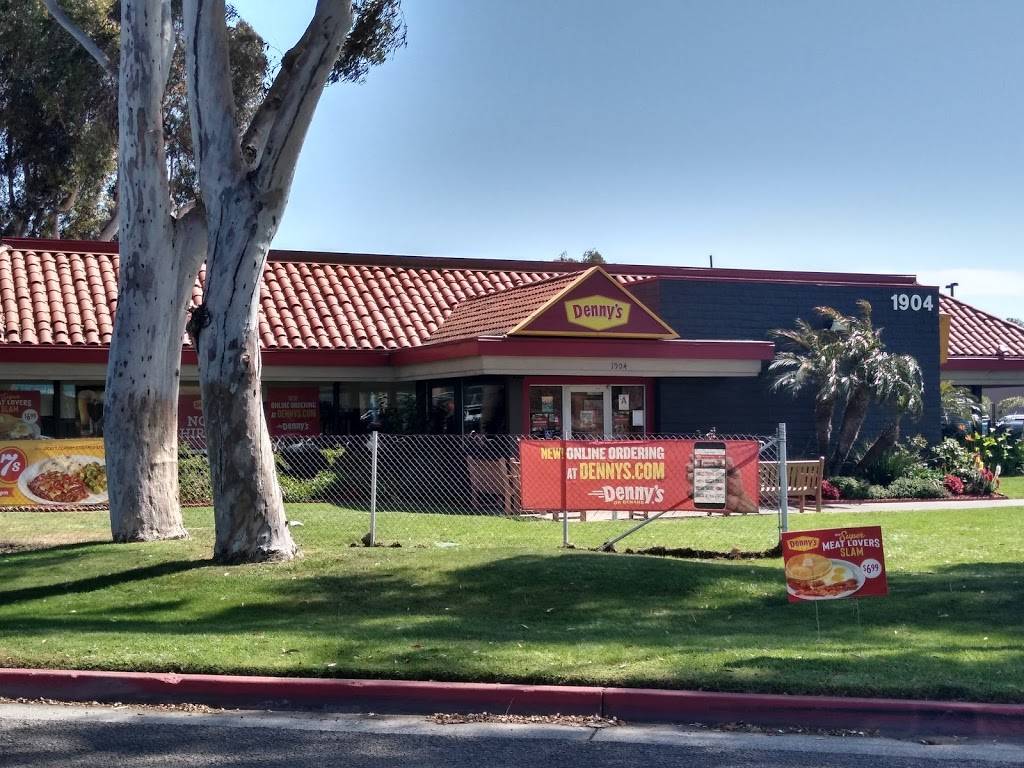 Dennys | restaurant | 1904 Sweetwater Rd, National City, CA 91950, USA | 6194771984 OR +1 619-477-1984
