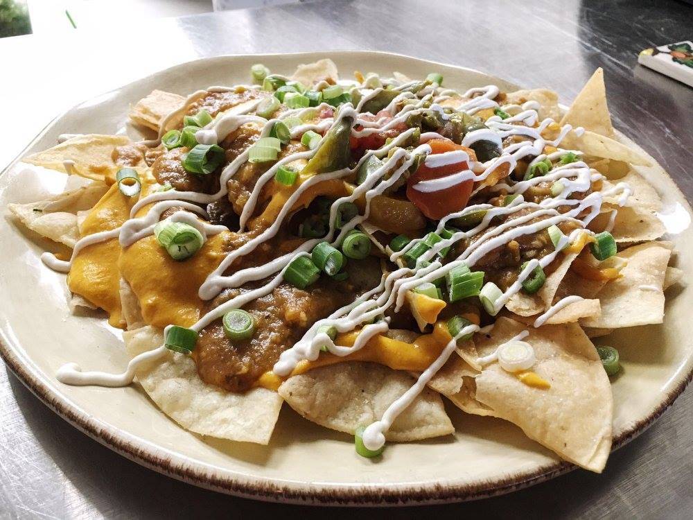 Chive Kitchen | restaurant | 33043 Grand River Ave, Farmington, MI 48336, USA | 2485167144 OR +1 248-516-7144