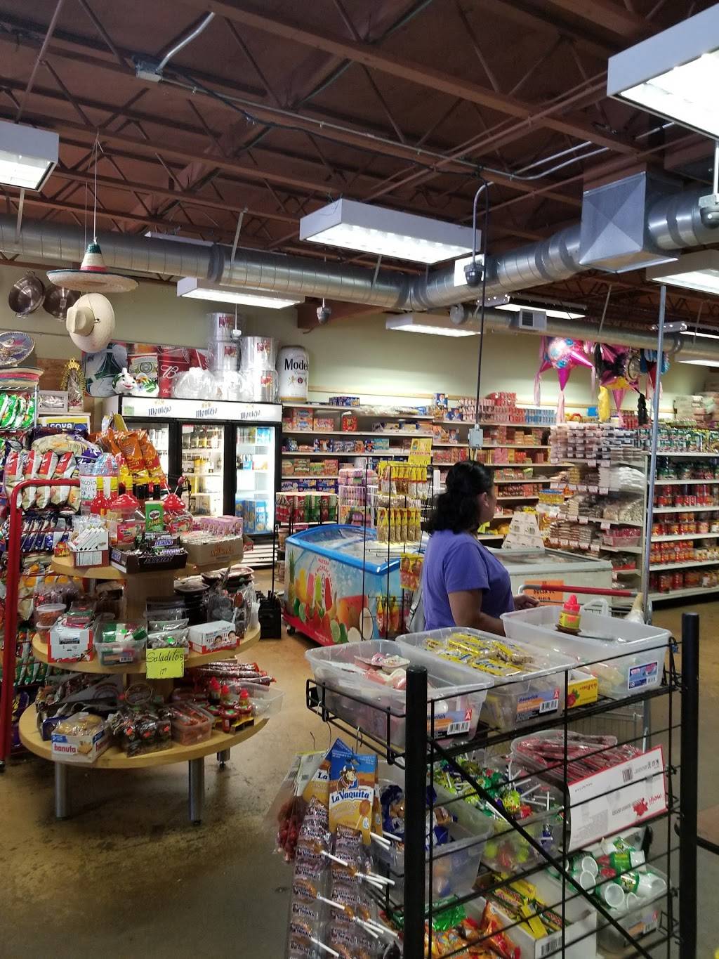 El Mercado Latino 3 | restaurant | 24811 Pacific Hwy S, Kent, WA 98032, USA | 2066537420 OR +1 206-653-7420