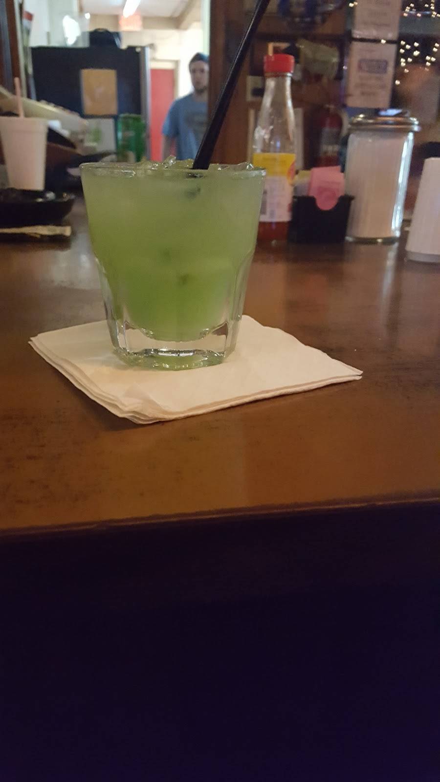 Patricks Restaurant | restaurant | 5101 Jefferson Davis Hwy, Richmond, VA 23234, USA | 8042752700 OR +1 804-275-2700