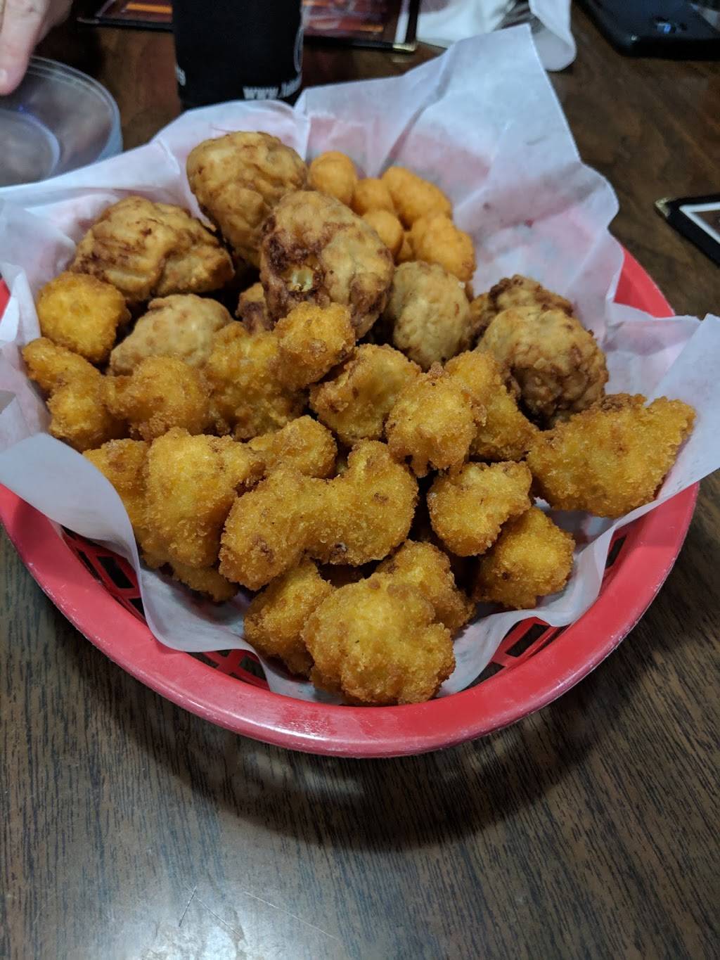 The Shop Bar & Grill | restaurant | 109 W Front St #1062, Arcadia, IA 51430, USA | 7126892522 OR +1 712-689-2522