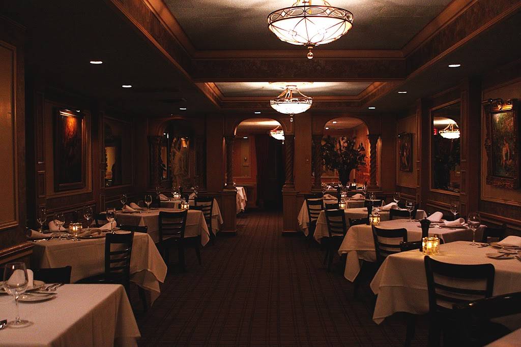 Dominics | restaurant | 5101 Wilson Ave, St. Louis, MO 63110, USA | 3147711632 OR +1 314-771-1632