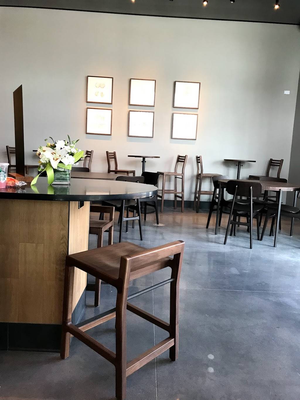 Starbucks | cafe | 830 Old Trail Dr, Naples, FL 34103, USA | 2395713599 OR +1 239-571-3599