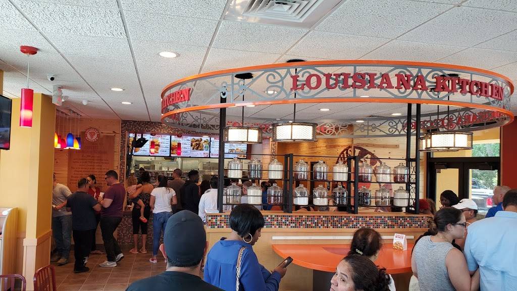 Popeyes Louisiana Kitchen | restaurant | 11899 Collier Blvd, Naples, FL 34116, USA | 2392766464 OR +1 239-276-6464