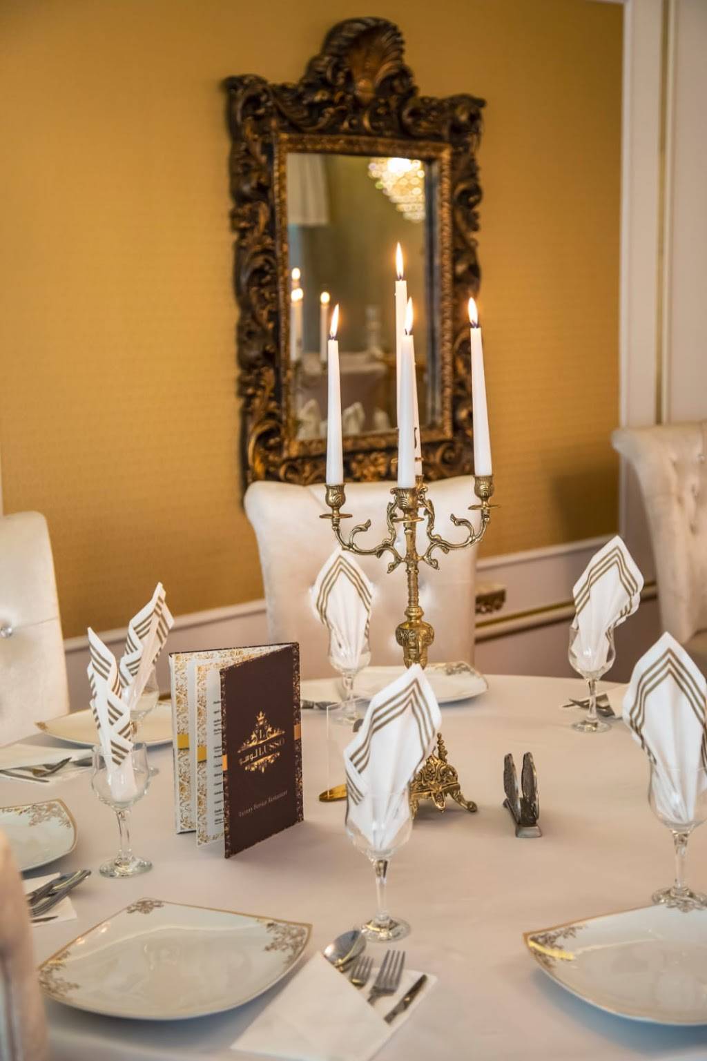 Lusso Luxury Restaurant | restaurant | 9625 Yonge St Unit L2, Richmond Hill, ON L4C 5T2, Canada | 4165000747 OR +1 416-500-0747