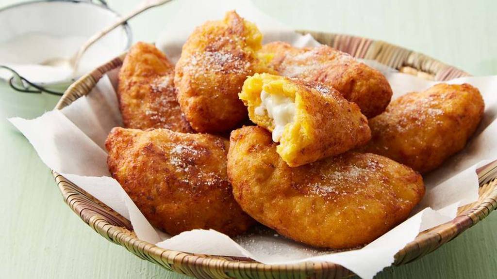 Antojitos Salvadoreños Pupuseria & Grocery | restaurant | 274 E Grand Ave, Rahway, NJ 07065, USA | 7326697949 OR +1 732-669-7949