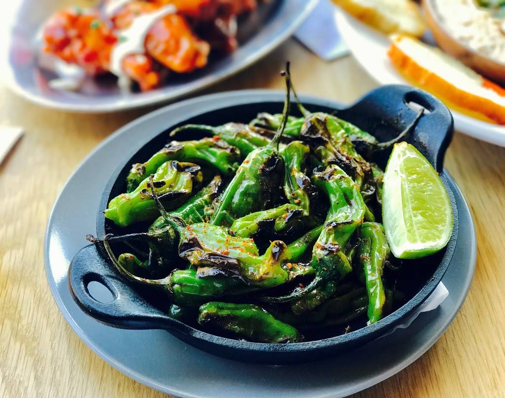 THE CUT Handcrafted Burgers | restaurant | 3831 Alton Pkwy #C, Irvine, CA 92606, USA | 9493333434 OR +1 949-333-3434