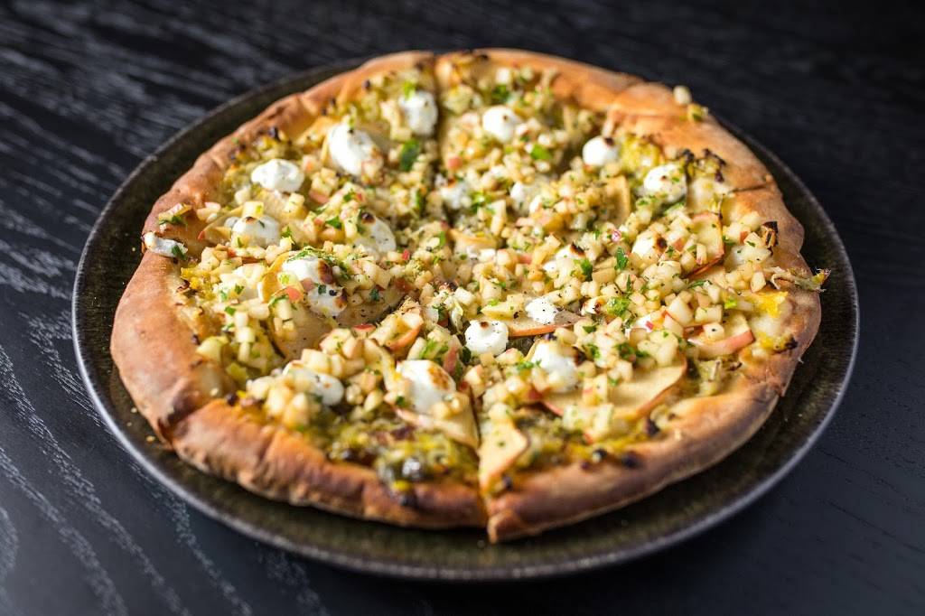 Clever Rabbit | restaurant | 2015 W Division St, Chicago, IL 60622, USA | 7736978711 OR +1 773-697-8711