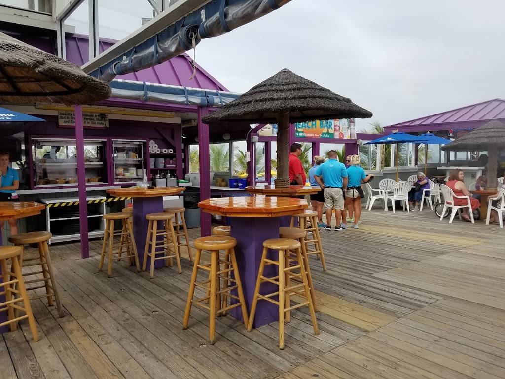 Martells Tiki Bar | restaurant | 308 Boardwalk, Point Pleasant Beach, NJ 08742, USA | 7328920131 OR +1 732-892-0131
