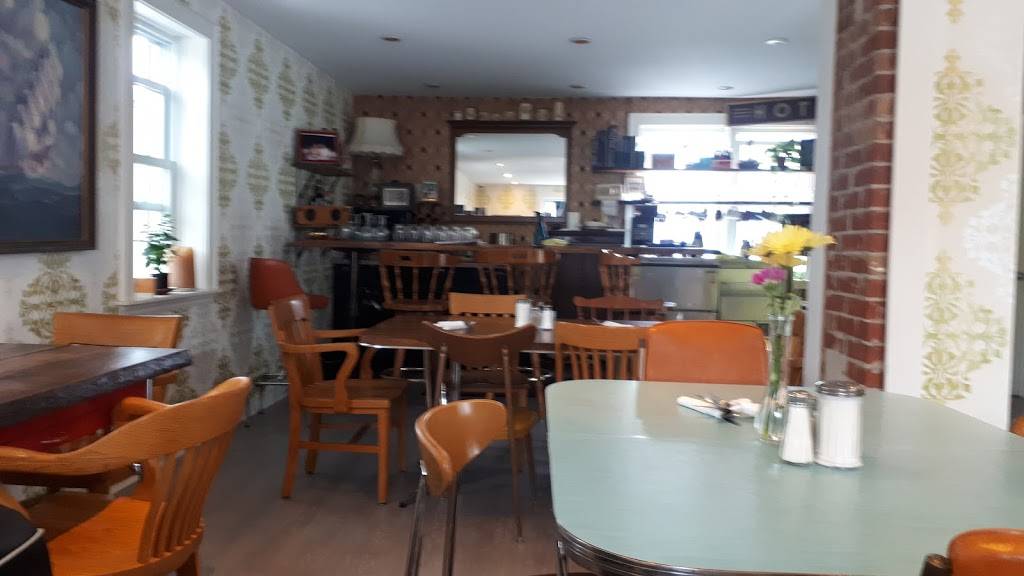 Pete & Kay Diner | restaurant | 946 King St W, Hamilton, ON L8S 1K8, Canada | 2892469043 OR +1 289-246-9043