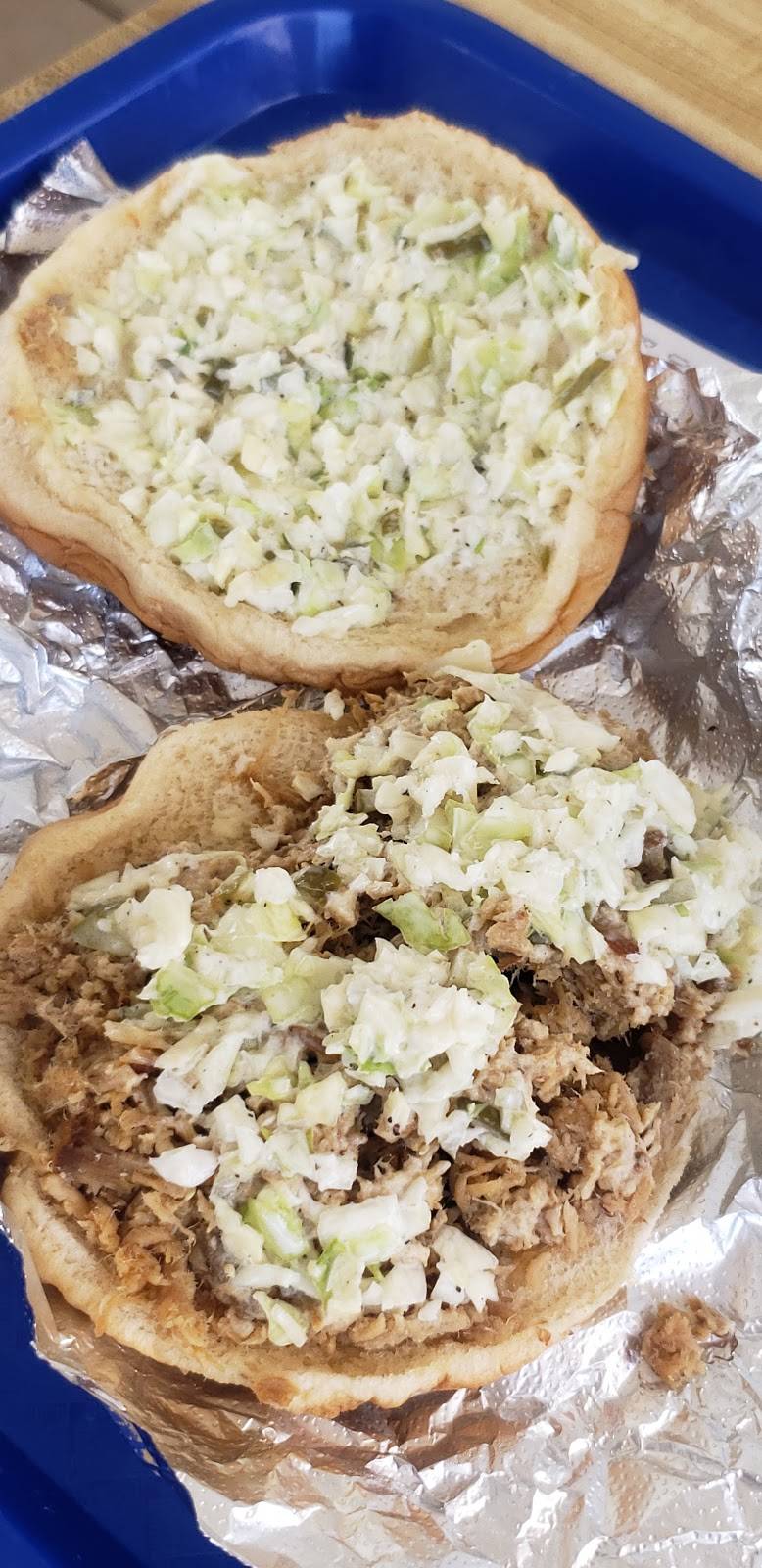 Pauline Bridgemans Barbecue | restaurant | 2535 E 5th St, Lumberton, NC 28358, USA | 9107385485 OR +1 910-738-5485