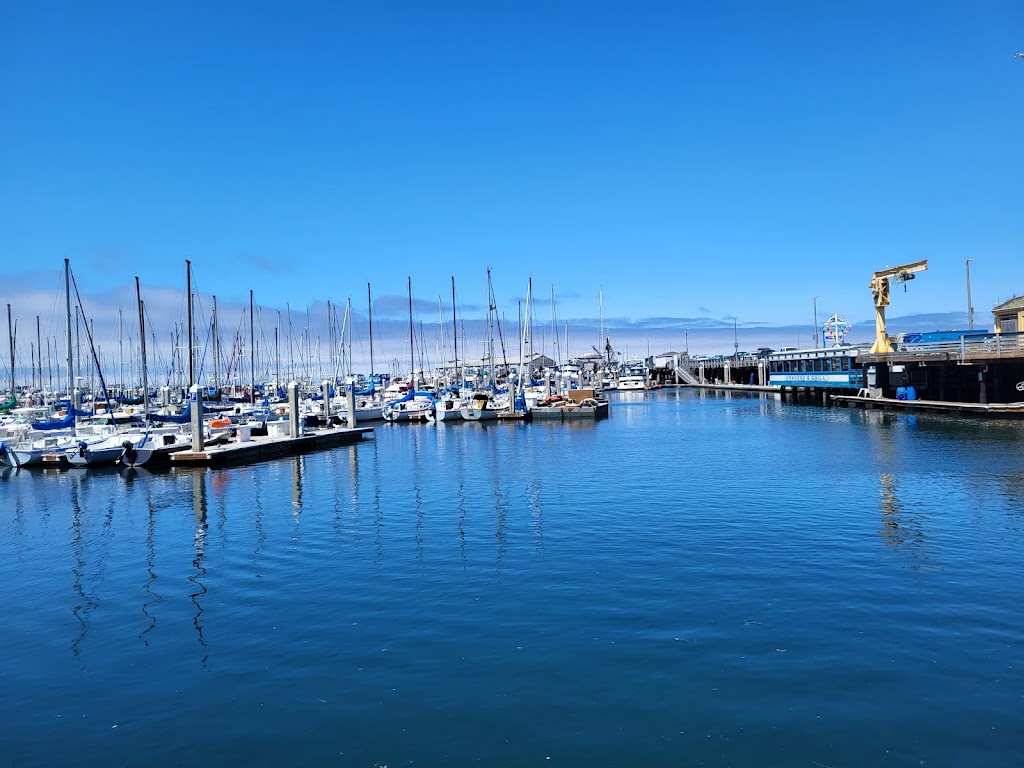 London Bridge Pub | meal takeaway | 256 Figueroa St #2, Monterey, CA 93940, USA | 8313720581 OR +1 831-372-0581