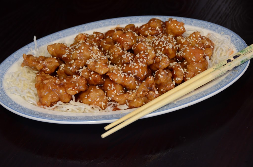 Chuong Garden | restaurant | 1110 A Ave W, Oskaloosa, IA 52577, USA | 6416768899 OR +1 641-676-8899