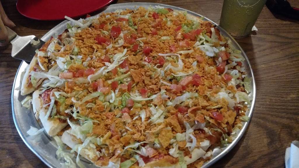 Leos Pizza | restaurant | 230 S Main St, Jacksonville, IL 62650, USA | 2172433413 OR +1 217-243-3413