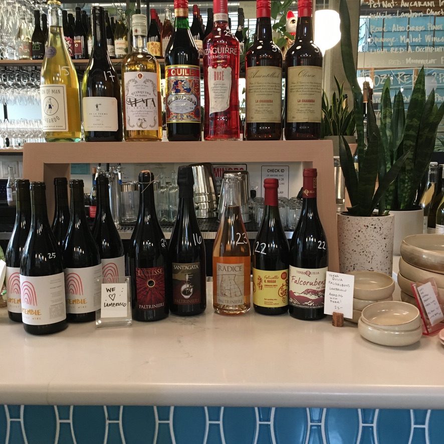 Bar Diane | cafe | Entrance on NW 21st Ave through the gate next to Eb & Bean, Portland, OR 97210, USA | 9712551387 OR +1 971-255-1387