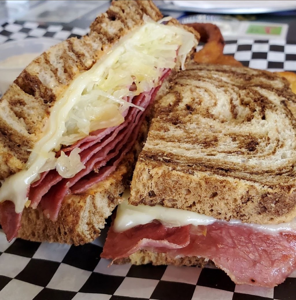 OUTTA BRONX PEORIA | restaurant | 8877 N 107th Ave Suite 303, Peoria, AZ 85345, USA | 6232156000 OR +1 623-215-6000